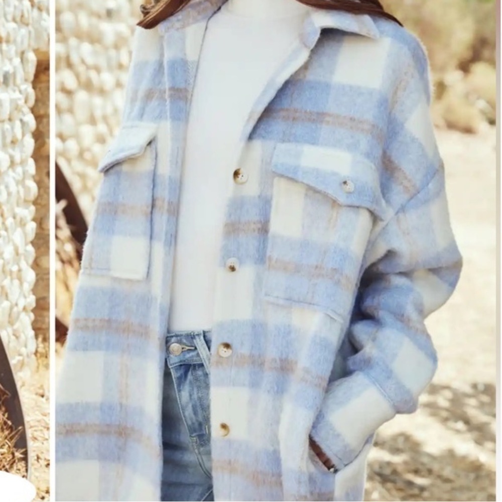 Miss Lola Blue Plaid Long Line Side Slit Fuzzy Button Down Shacket Jacket M/L - Picture 3 of 12